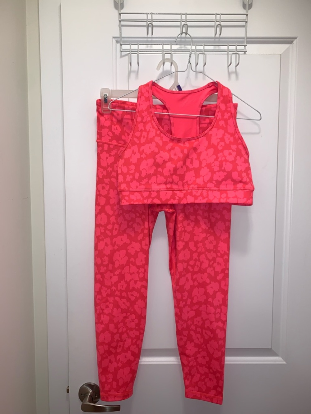 GAP Neon Pink Active Set - Bright Pink Sports Bra & Leggings